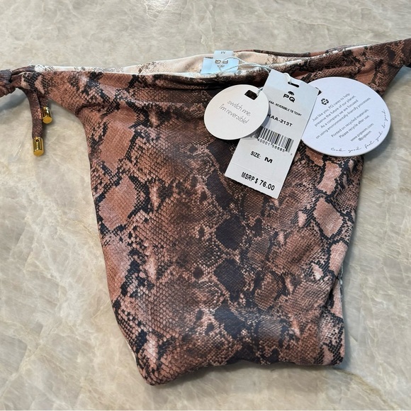 NWT‎ PILYQ KAA reversible tie string bikini bottoms size medium teeny style - Picture 8 of 8
